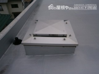 2017.11 2 屋上マンホール